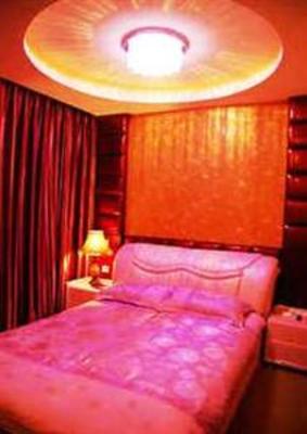 фото отеля Guoshi Business Hotel