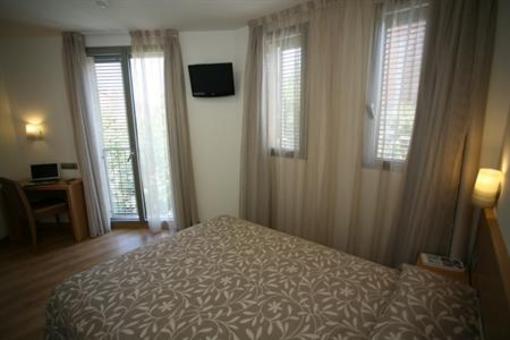 фото отеля Hostal Rambla