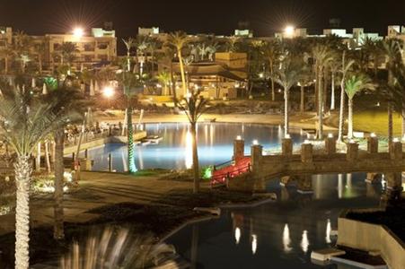 фото отеля Crowne Plaza Sahara Oasis Port Ghalib Resort