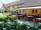 фото отеля Brit Hotel du Lac - Bourges Sud