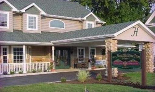 фото отеля Hearthstone Inn & Suites