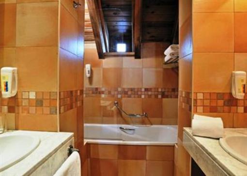фото отеля Melia Blanheu Apartamentos