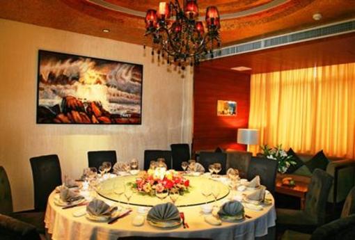 фото отеля Peace Hotel