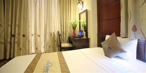 фото отеля Moon View Hotel 2