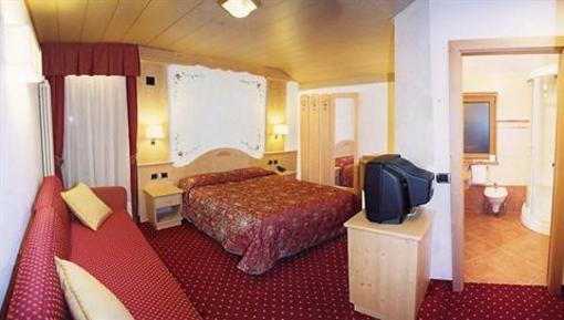 фото отеля Hotel Garni Lastei