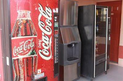 фото отеля Texas Inn and Suites Raymondville