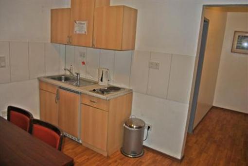 фото отеля Kolnotel Hostel Apart & Suite