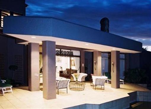 фото отеля Le Petit Fillan Guest House Sandton Johannesburg