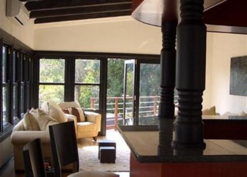 фото отеля Le Petit Fillan Guest House Sandton Johannesburg