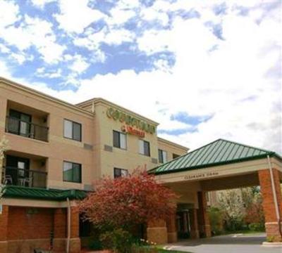 фото отеля Courtyard by Marriott Traverse City