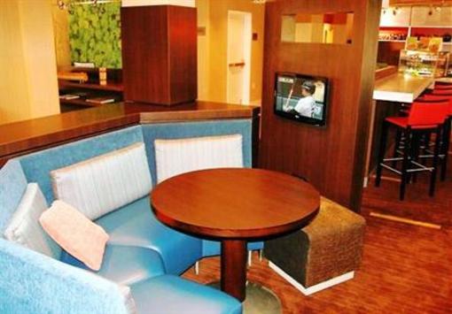 фото отеля Courtyard by Marriott Traverse City