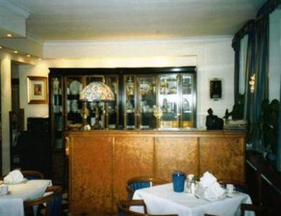 фото отеля Altstadt Hotel St Georg Düsseldorf