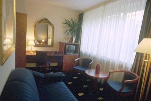 фото отеля Altstadt Hotel St Georg Düsseldorf
