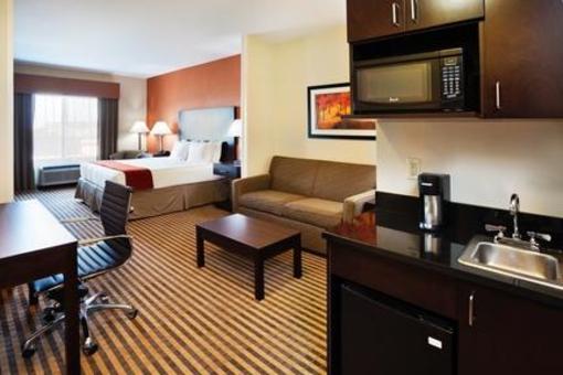 фото отеля Holiday Inn Express Hotel & Suites Matthews East