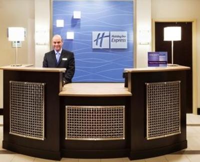 фото отеля Holiday Inn Express Hotel & Suites Matthews East