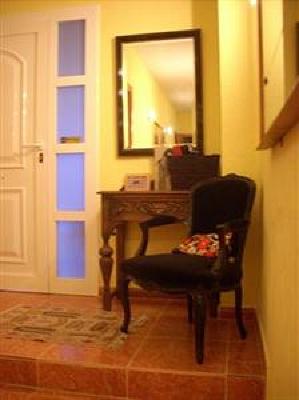 фото отеля Azure Guest Villa