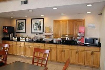 фото отеля Hampton Inn and Suites Ft. Wayne North