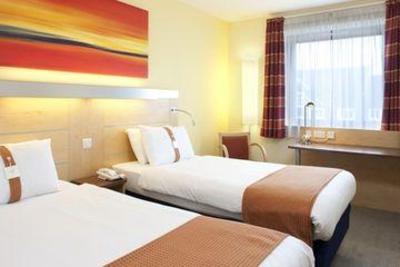 фото отеля Holiday Inn Express Hemel Hempstead