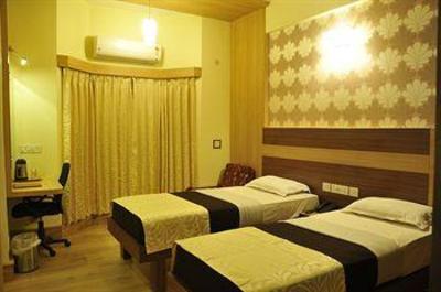 фото отеля Hotel Bangalore Gate