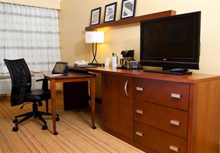 фото отеля Courtyard Hotel La Crosse (Wisconsin)