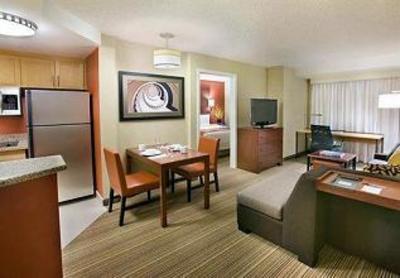 фото отеля Residence Inn by Marriott Calgary Airport