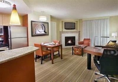 фото отеля Residence Inn by Marriott Calgary Airport