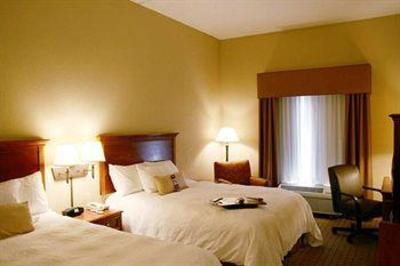 фото отеля Hampton Inn Pell City