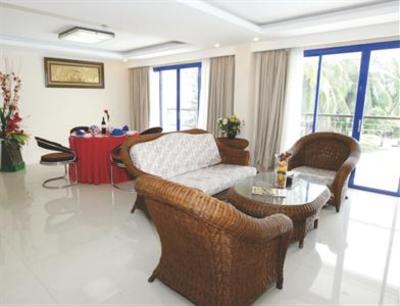 фото отеля Palu Golden Hotel