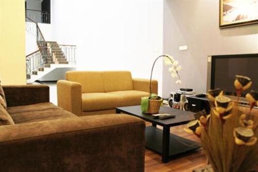 фото отеля SBTH Boutique Hotel Sanggabuana 11