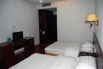 фото отеля Dongzhi Hotel