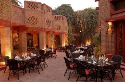 фото отеля Faisalabad Serena Hotel