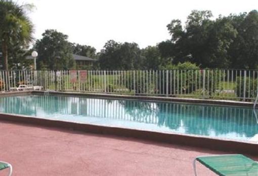 фото отеля Red Carpet Inn East Kissimmee