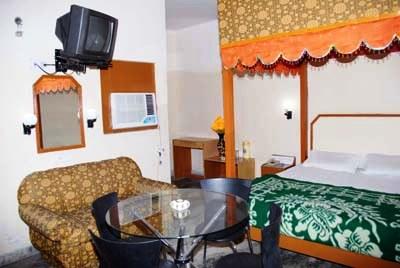 фото отеля Hotel D-Surya