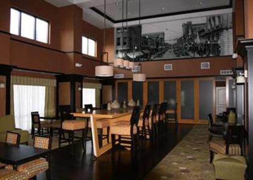 фото отеля Hampton Inn & Suites Danville