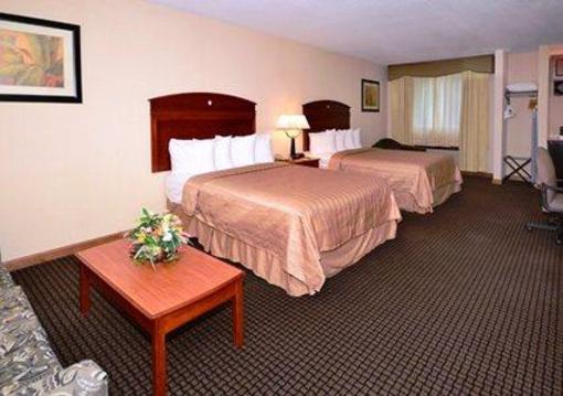 фото отеля Quality Inn & Suites Northampton