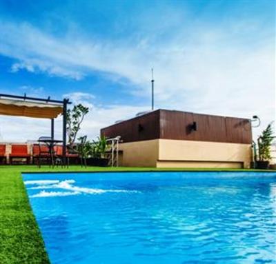 фото отеля Inlove @ Surin Resort