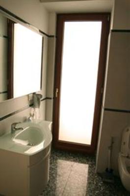 фото отеля Minihotel in City