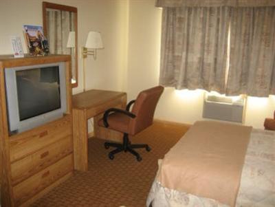 фото отеля America's Best Inn & Suites Urbana (Illinois)