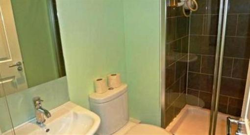 фото отеля Trinity Lane Serviced Apartments Cheltenham