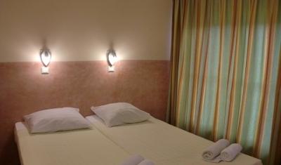 фото отеля Hotel Neutraal