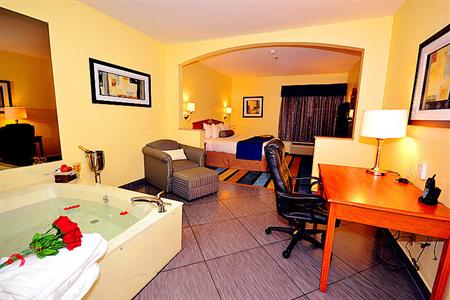 фото отеля BEST WESTERN PLUS Inn & Suites