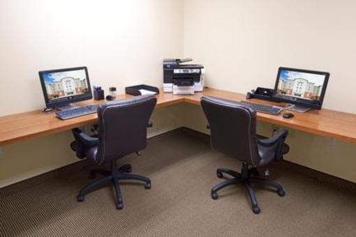 фото отеля Candlewood Suites Minot