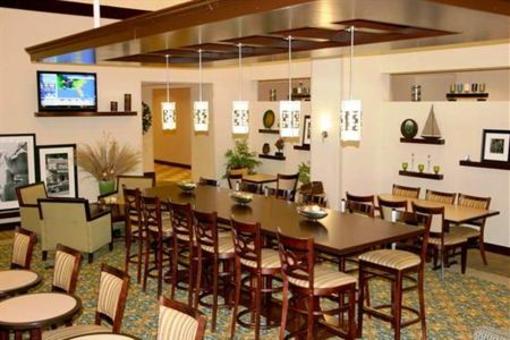 фото отеля Hampton Inn & Suites Atlanta/I-285 & Camp Creek Pkwy
