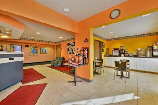 фото отеля Americas Best Value Inn & Suites Sunbury
