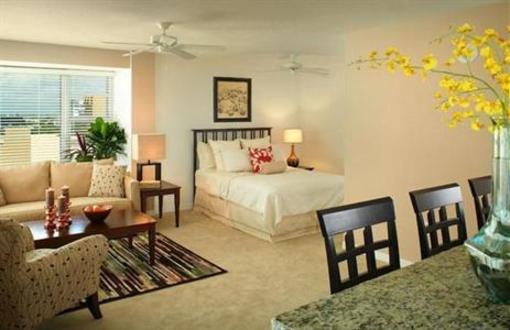 фото отеля Churchill Suites Crown Miami Beach