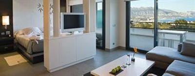 фото отеля SHA Wellness Clinic