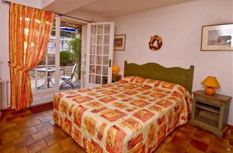 фото отеля Hotel Jas Neuf Sainte-Maxime