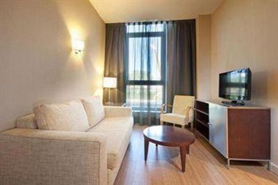 фото отеля Tryp Montalvo