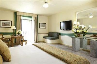фото отеля Hotel Mision Querataro Juriquilla Queretaro