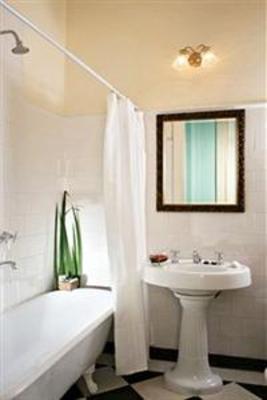 фото отеля Rooney's Boutique Hotel